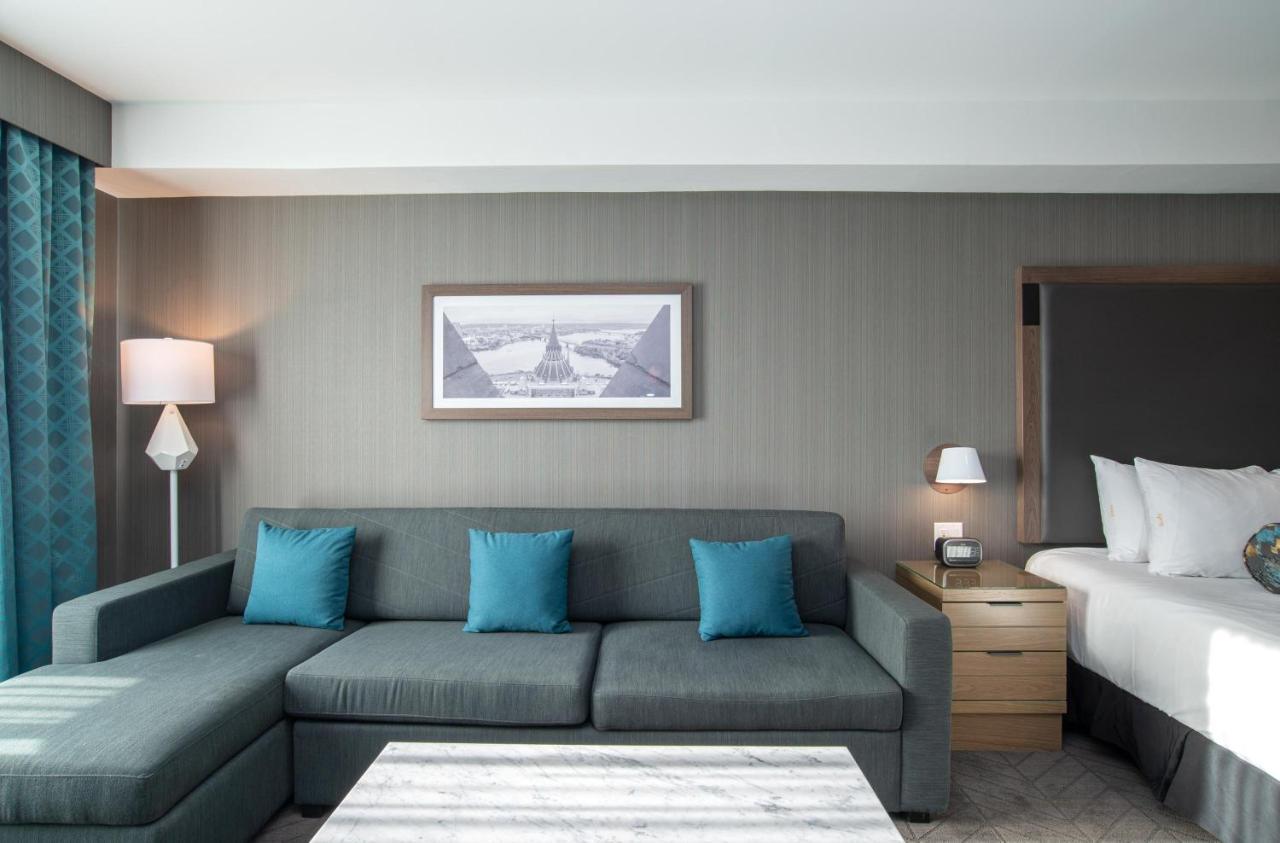 Sandman Signature Ottawa Airport Hotel Esterno foto